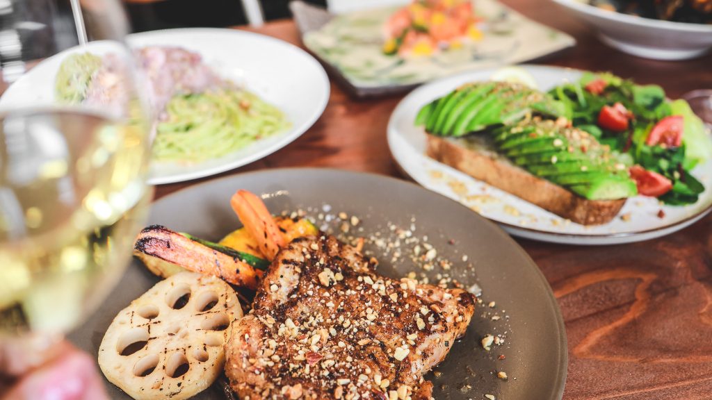 おいしそうな料理の写真